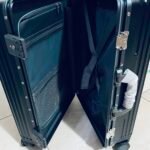 Versatile Aluminum Frame Carry-On Luggage with USB Charging Port. Front Compartment. TSA Lock. Airline Approved Carry On Hardside Suitcase with Spinner Wheels (Grey. 20inch) photo review