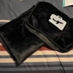 EverSnug Travel Blanket and Pillow - Ultra-Soft. Compact & Lightweight. 65x40 Inches. with Carry Case. Luggage Sleeve & Backpack Clip for Airplane Comfort (Black) photo review