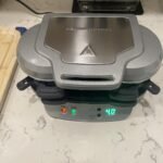 Hamilton Beach Dual Breakfast Sandwich Maker with Timer. Silver (25490A) photo review