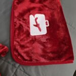 EverSnug Travel Blanket and Pillow - Ultra-Soft. Compact & Lightweight. 65x40 Inches. with Carry Case. Luggage Sleeve & Backpack Clip for Airplane Comfort (Black) photo review