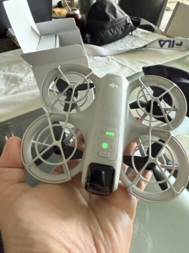 DJI Neo Three-Battery Combo. Mini Drone with 4K UHD Camera for Adults. 135g Self Flying Drone that Follows You. Palm Takeoff. Subject Tracking. QuickShots. Stabilized Video (Controller-Free) photo review